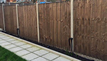 Old English Drive Patio Fencing